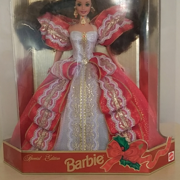 Happy Holidays Barbie Special Edition Barbie 1997 - Picture 2 of 8